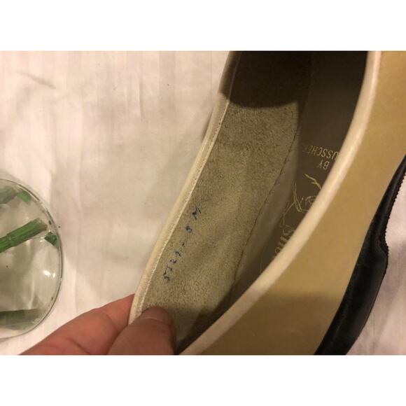 BELGIAN BEIGE WHITE TRIM LOAFER SHOE SIZE 5 (TAC600 - Picture 5 of 11